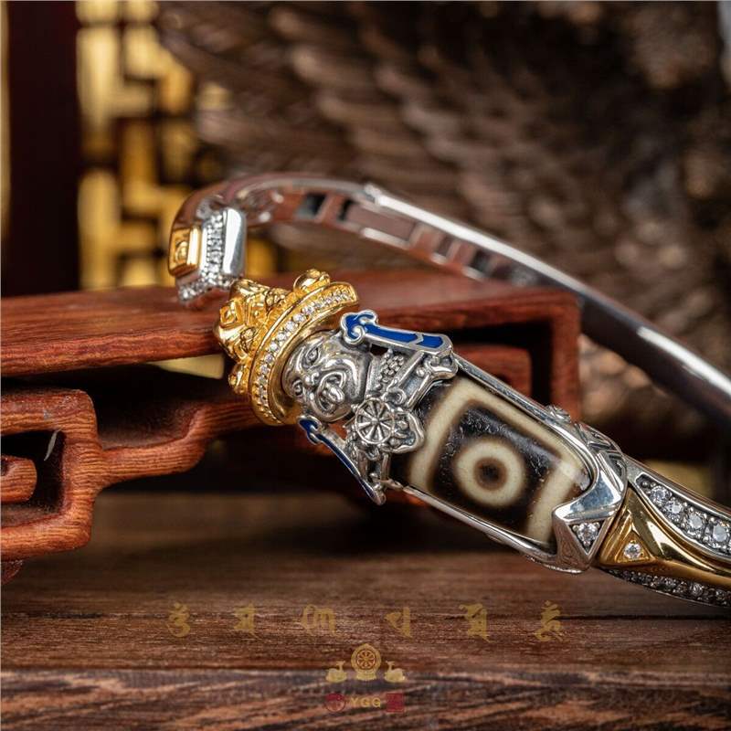 Mongolia Jewelry-Tian Zhu Bracelet