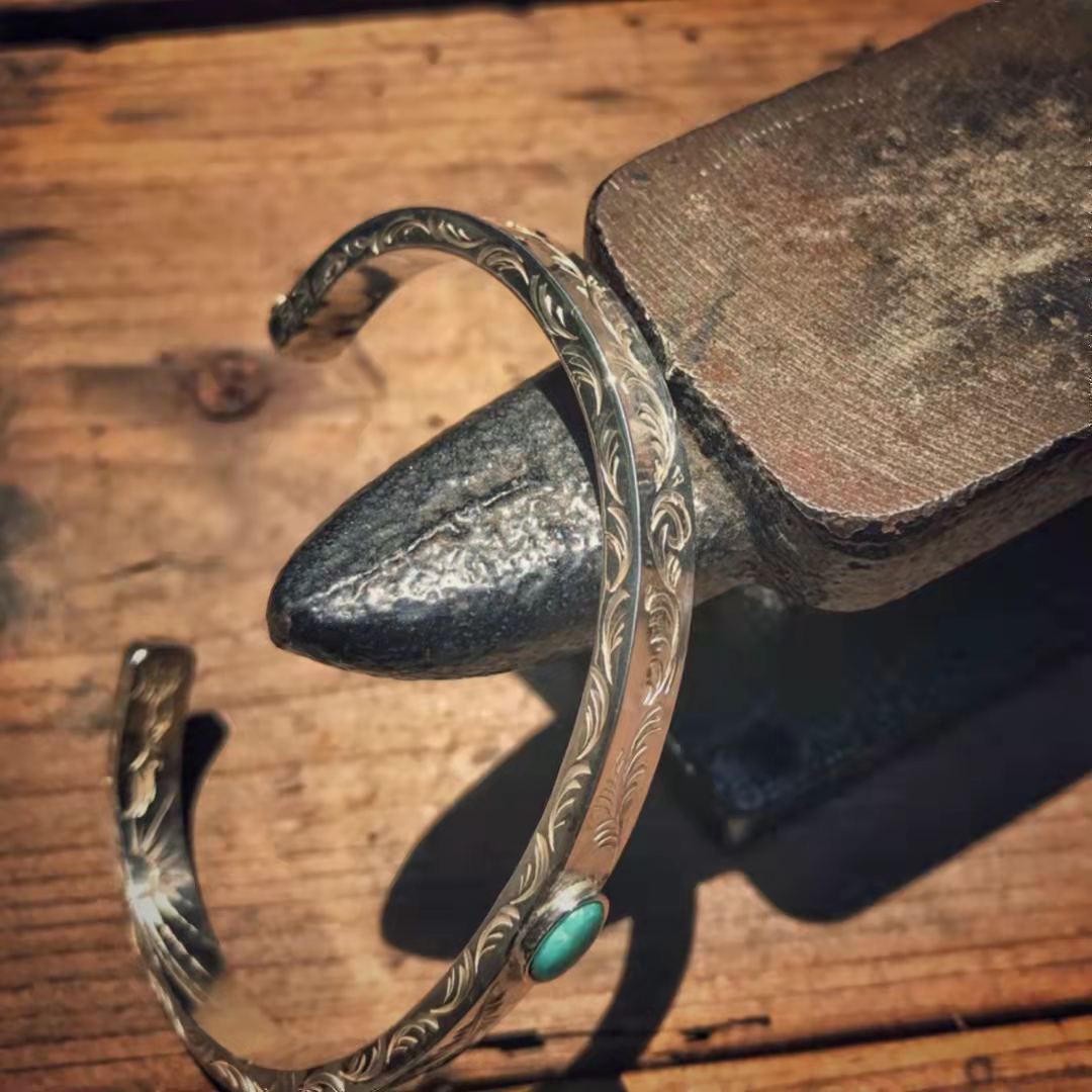 Mongolia Jewelry-Floral Tang Bracelet