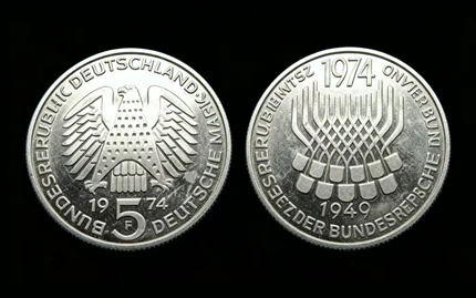 1974 German 5 Deutsche Mark Coin Ring