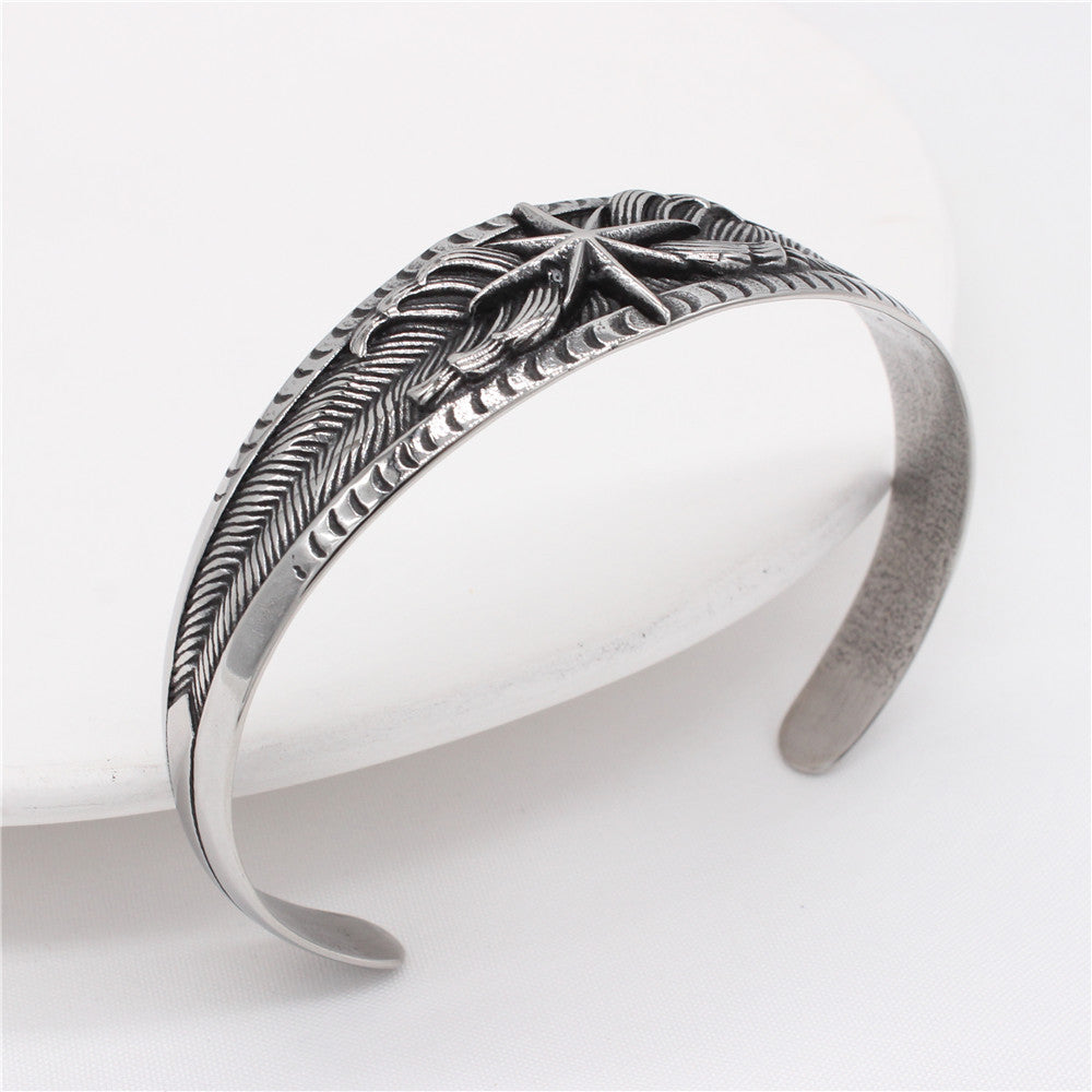 Vintage Feather Men's Bracelet - Artisan Craftsmanship